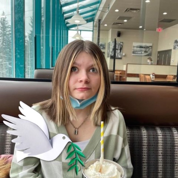 Meet your Posher, Cathy - Picture 1 of 1